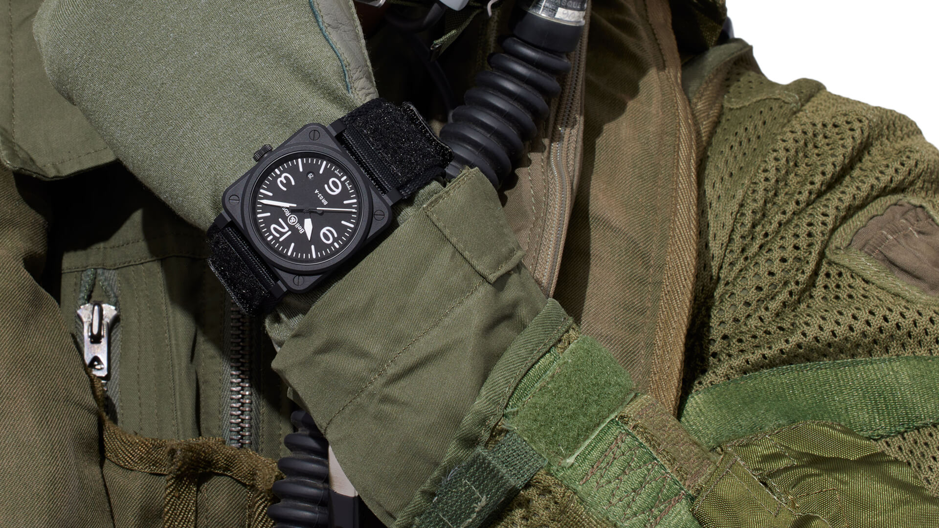 New Bell & Ross BR 03 is More Wearable at 41 mm - LUXUO Thailand
