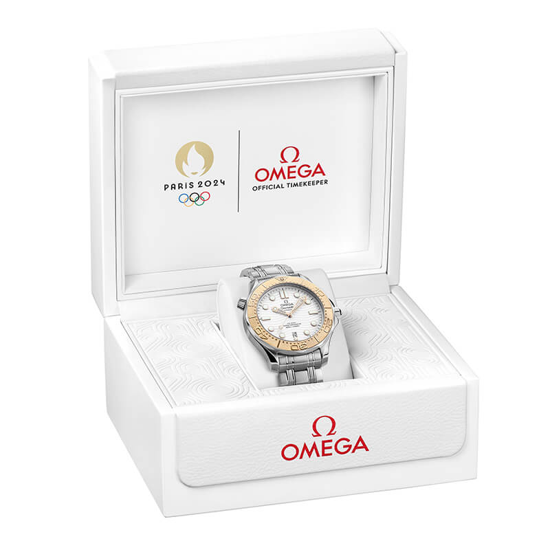 Luxury watch featured by Luxuo Thailand -- The Luxury Lifestyle Curator