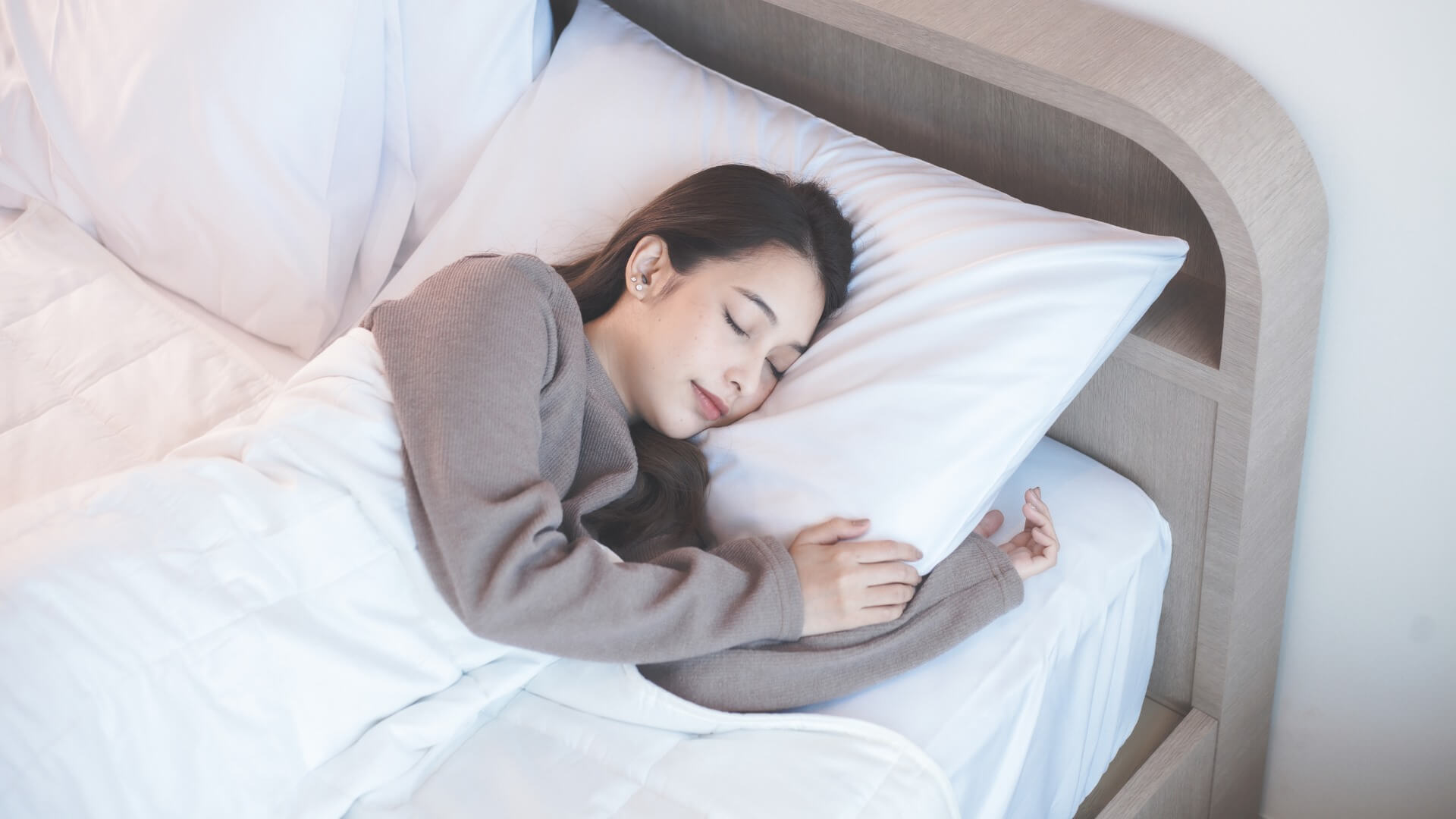 5 Gadgets to Help You Get a Better Sleep