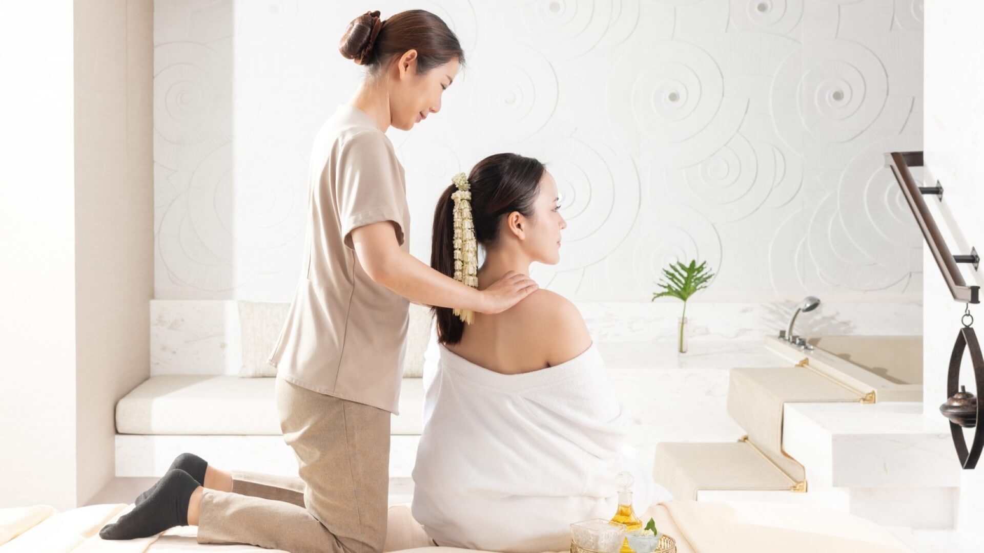 Luxury Spa Retreats: Exclusive New Treatments for Ultimate Relaxation