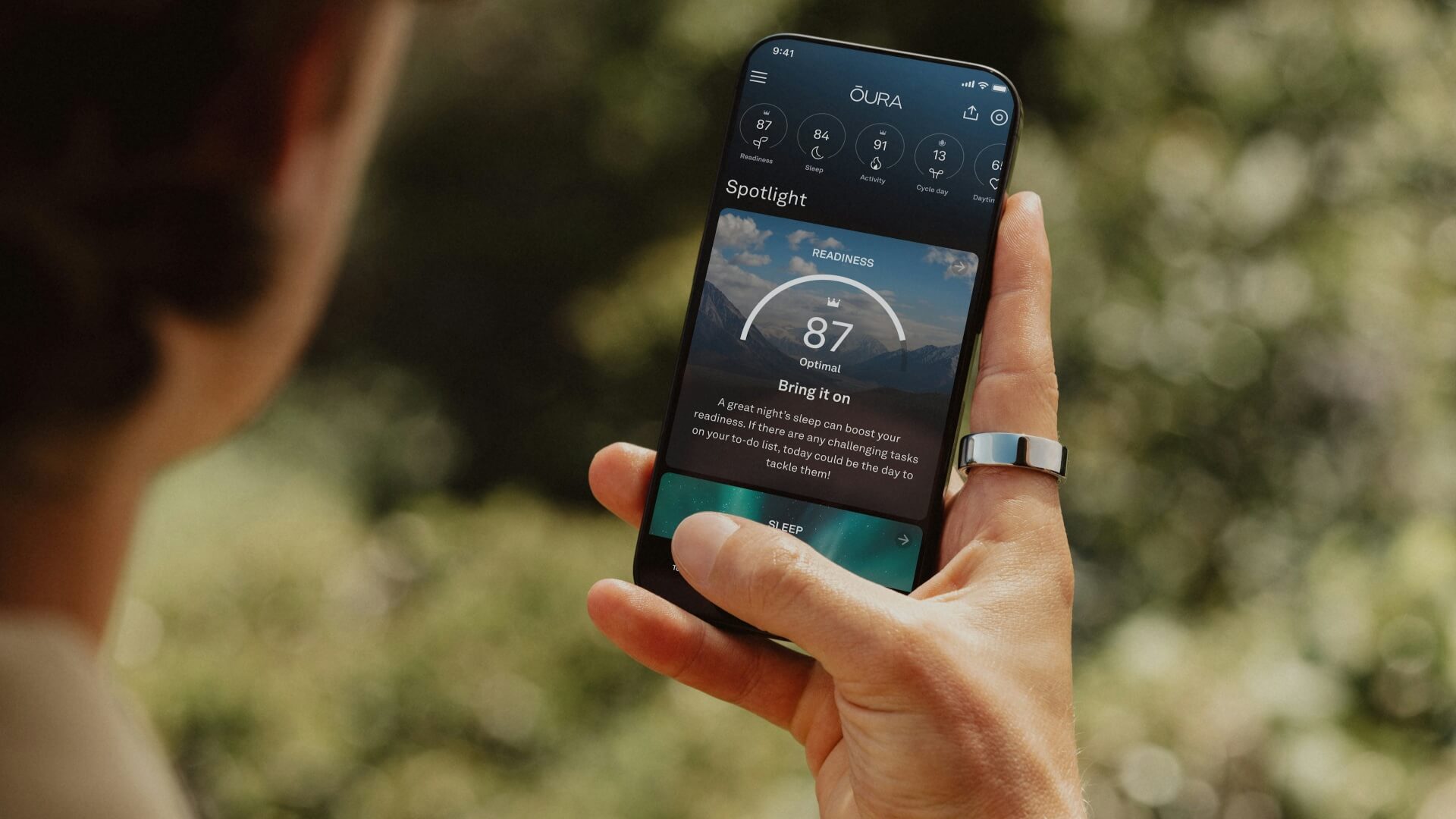 Five Wearable Gadgets: Smart Accessories Blending Style with Technology