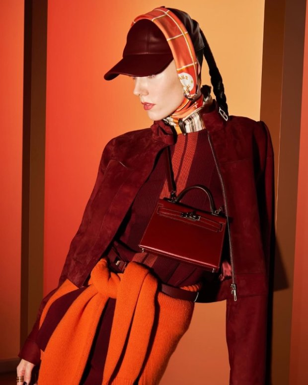 Lux to Know Hermès Orange 1